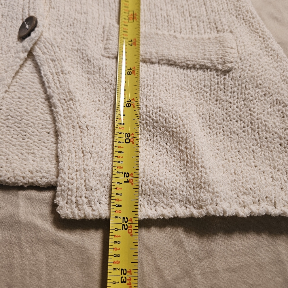 PULL & BEAR Women's Cream V-Neck Knit Vest Sleeveless Button Cardigan Top S NWT - Picture 8 of 9